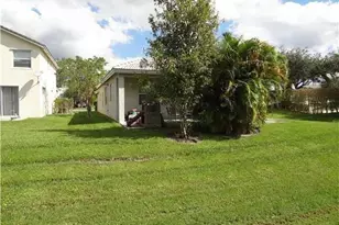 7953 NW 70th Ave, Parkland, FL 33067 - Photo 2