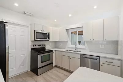 1777 NE 17th Street, Fort Lauderdale, FL 33305 - Photo 14