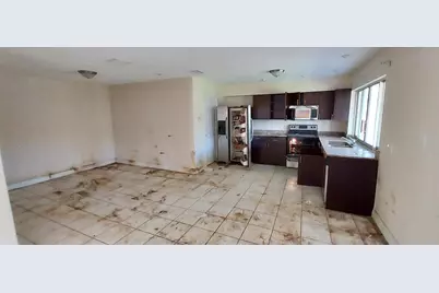 11351 NW 40th Place, Sunrise, FL 33323 - Photo 10