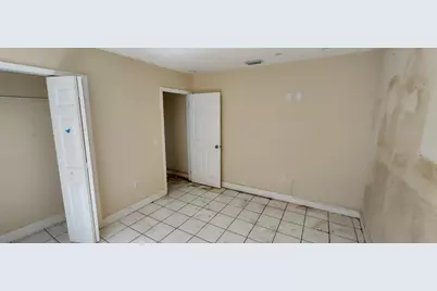 11351 NW 40th Place, Sunrise, FL 33323 - Photo 4