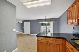 320 Woodland Rd, Palm Springs, FL 33461 - Photo 16