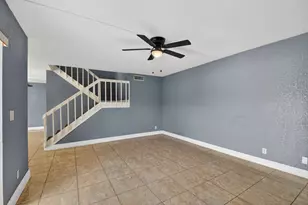 320 Woodland Rd, Palm Springs, FL 33461 - Photo 24