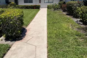 210 Valencia I, Delray Beach, FL 33446 - Photo 4