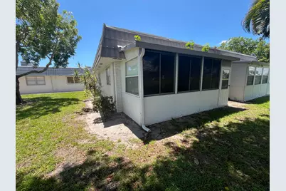 210 Valencia I, Delray Beach, FL 33446 - Photo 8