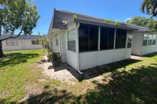 210 Valencia I, Delray Beach, FL 33446 - Photo 8