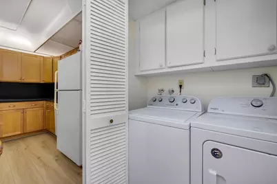3621 Oaks Clubhouse Dr. Drive #104, Pompano Beach, FL 33069 - Photo 2
