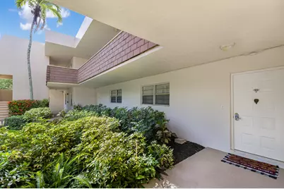 3621 Oaks Clubhouse Dr. Drive #104, Pompano Beach, FL 33069 - Photo 1