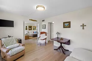 3621 Oaks Clubhouse Dr Dr, Pompano Beach, FL 33069 - Photo 18
