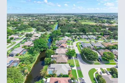 18324 181st Circle S, Boca Raton, FL 33498 - Photo 36