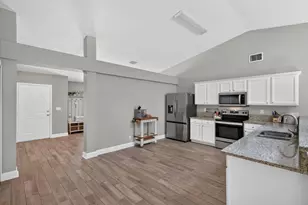 6115 NW Nolia Ct, Port Saint Lucie, FL 34983 - Photo 8