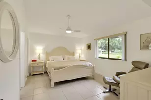 526 Club Dr, Palm Beach Gardens, FL 33418 - Photo 12