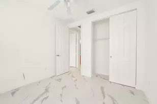 447 Corte Madera Ln, West Palm Beach, FL 33401 - Photo 30