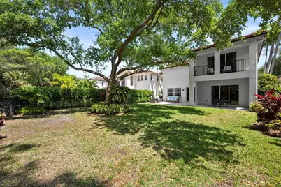 956 Mill Creek Drive, Palm Beach Gardens, FL 33410 - Photo 2