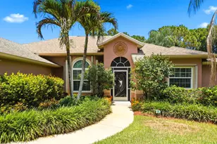 214 SW Fernleaf Trl, Port Saint Lucie, FL 34953 - Photo 2