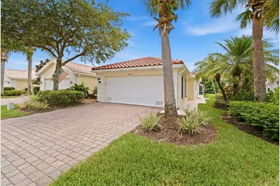 8457 SE Retreat Drive, Hobe Sound, FL 33455 - Photo 2