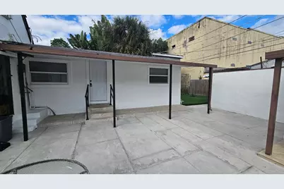 425 Ardmore Road #3, West Palm Beach, FL 33401 - Photo 2