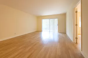 6061 N Falls Cir Dr, Lauderhill, FL 33319 - Photo 6