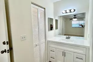 6061 N Falls Cir Dr, Lauderhill, FL 33319 - Photo 16