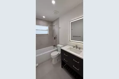 6505 Winfield Boulevard, Margate, FL 33063 - Photo 14