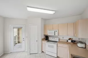 124 SW Peacock Blvd, Port Saint Lucie, FL 34986 - Photo 14