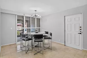 7225 Promenade Dr, Boca Raton, FL 33433 - Photo 10