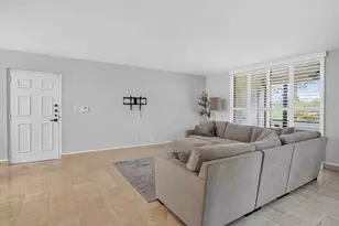 7225 Promenade Dr, Boca Raton, FL 33433 - Photo 6