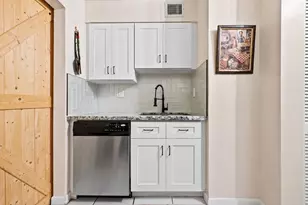 7401 NW 16th St, Plantation, FL 33313 - Photo 8