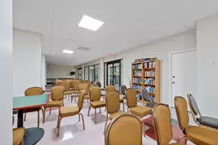 1980 S Ocean Dr, Hallandale Beach, FL 33009 - Photo 32