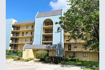 2828 Tennis Club Drive #207, West Palm Beach, FL 33417 - Photo 1