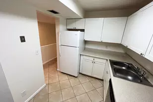 2828 Tennis Club Dr, West Palm Beach, FL 33417 - Photo 4