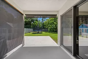 1051 New Parkview Pl, Haverhill, FL 33417 - Photo 28