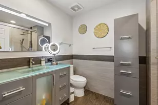 1330 NW 123rd Ave, Pembroke Pines, FL 33026 - Photo 4