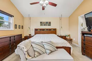 1330 NW 123rd Ave, Pembroke Pines, FL 33026 - Photo 22