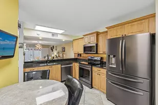 1330 NW 123rd Ave, Pembroke Pines, FL 33026 - Photo 14