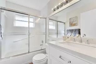5861 Sunswept Ln, Boynton Beach, FL 33437 - Photo 12