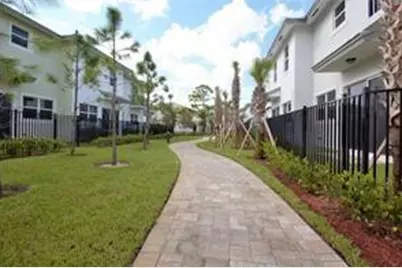 6990 Pines Circle #53, Coconut Creek, FL 33073 - Photo 26