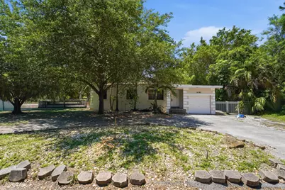 1060 NE 123rd Street, North Miami, FL 33161 - Photo 1