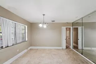 1060 NE 123rd St, North Miami, FL 33161 - Photo 12