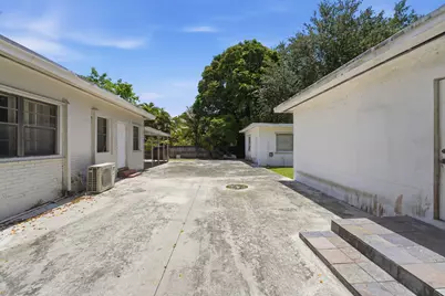 1060 NE 123rd Street, North Miami, FL 33161 - Photo 34
