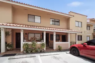 2710 W 60th Pl, Hialeah, FL 33016 - Photo 2