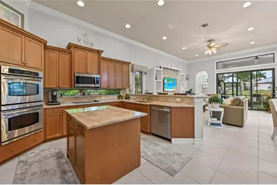 8729 Wellington View Drive, West Palm Beach, FL 33411 - Photo 14