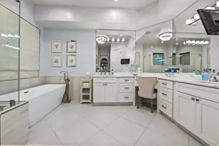 8729 Wellington View Dr, West Palm Beach, FL 33411 - Photo 24