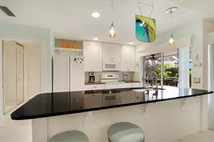 10301 Chapman Oak Ct, Palm Beach Gardens, FL 33410 - Photo 2
