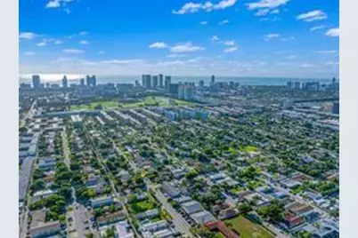 720 NE 7th Street #4, Hallandale Beach, FL 33009 - Photo 22