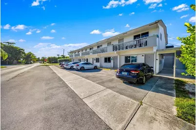 720 NE 7th Street #4, Hallandale Beach, FL 33009 - Photo 12