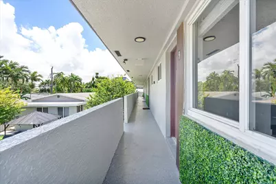 720 NE 7th Street #4, Hallandale Beach, FL 33009 - Photo 20