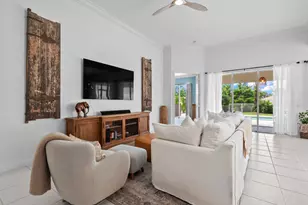 8186 Laborie Ln, Wellington, FL 33414 - Photo 10