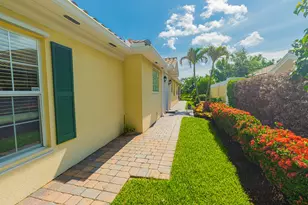 11216 SW Pembroke Dr, Port Saint Lucie, FL 34987 - Photo 18