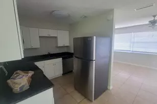 242 SE 24th Ave, Boynton Beach, FL 33435 - Photo 8