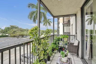 5570 NW 44th Street #305a, Lauderhill, FL 33319 - Photo 10